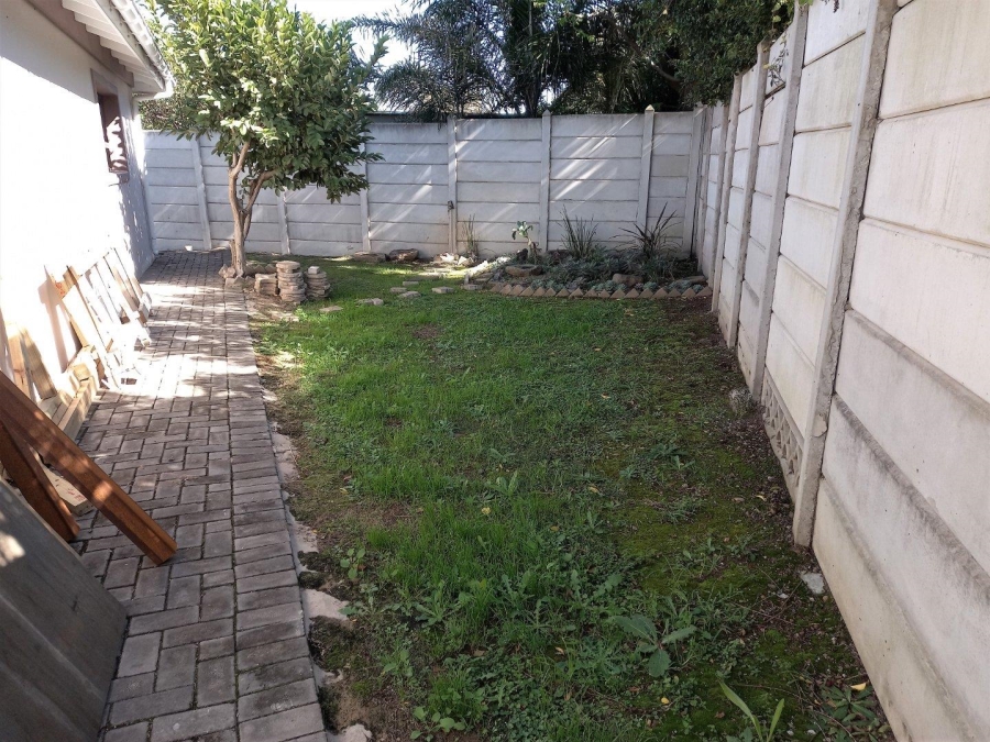 2 Bedroom Property for Sale in Humansdorp Eastern Cape